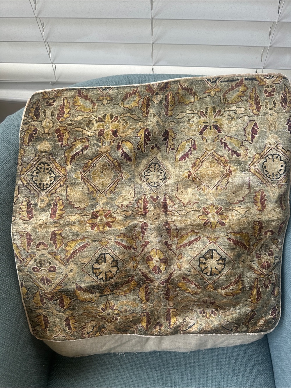 Loloi Velvet Accent Pillow Cover 18”x18”